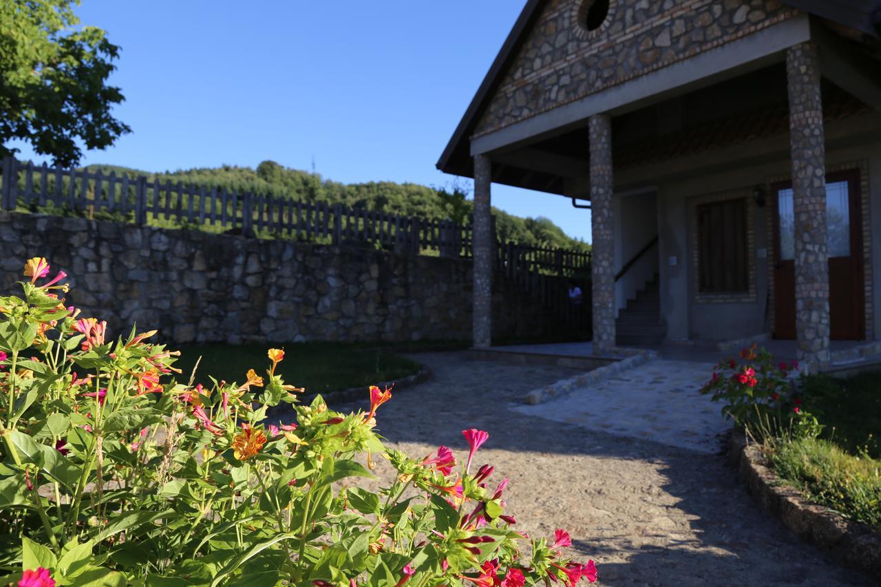 Sant'Angelo  Agriturismo Pirara מראה חיצוני תמונה